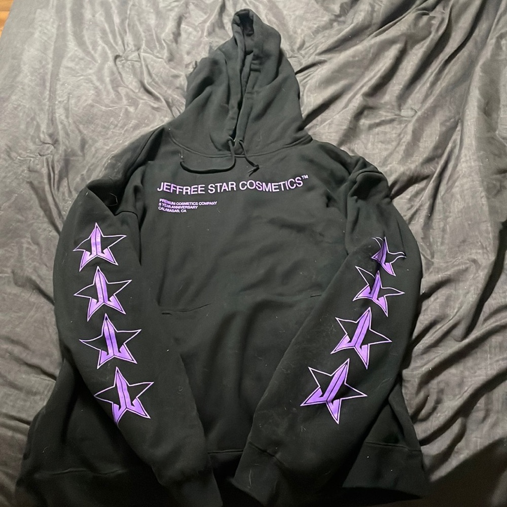 No longer sold Jeffree Star hoodie!